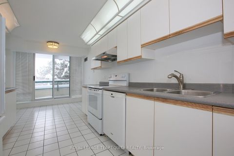 Photo 5 at 310 - 110 Promenade Circle, Brownridge, Vaughan