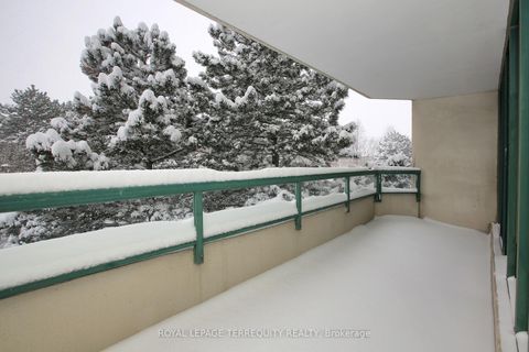 Photo 12 at 310 - 110 Promenade Circle, Brownridge, Vaughan