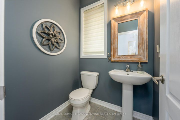 Photo 16 at 71 Northwest Court, Georgetown, Halton Hills