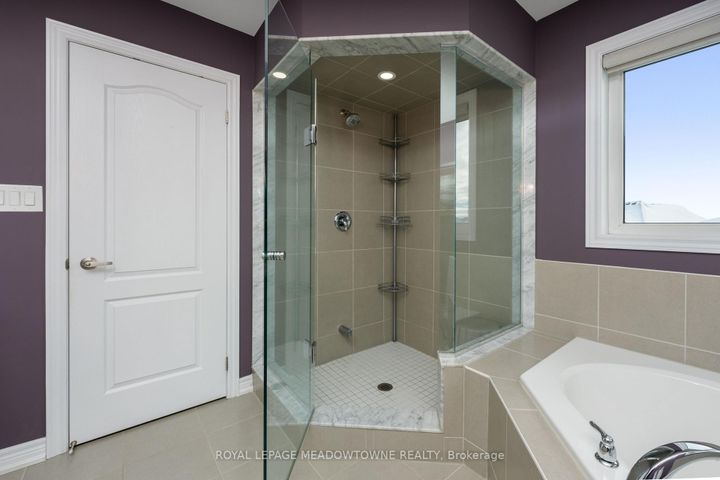 Photo 23 at 71 Northwest Court, Georgetown, Halton Hills