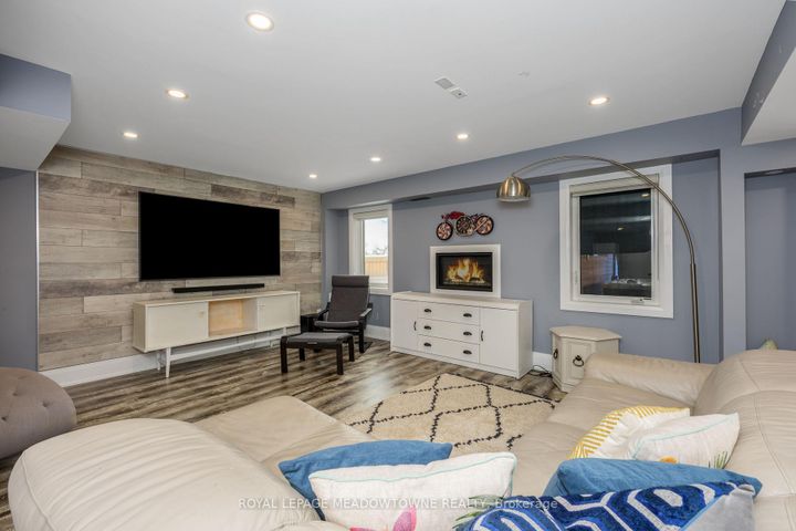 Photo 34 at 71 Northwest Court, Georgetown, Halton Hills