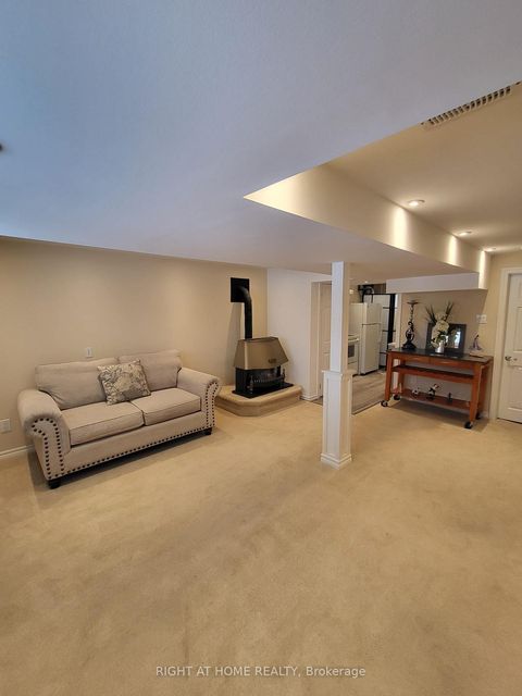 Photo 25 at 832 Boronia Crescent, Leslie Valley, Newmarket