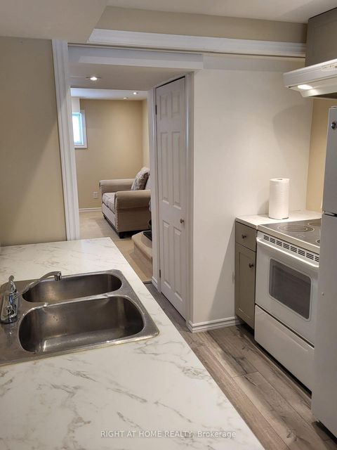 Photo 26 at 832 Boronia Crescent, Leslie Valley, Newmarket