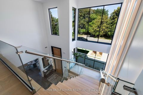 Photo 17 at 126 WOOD Lane, Mill Pond, Richmond Hill