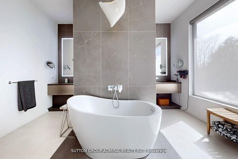 Photo 19 at 126 WOOD Lane, Mill Pond, Richmond Hill