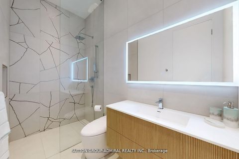 Photo 25 at 126 WOOD Lane, Mill Pond, Richmond Hill