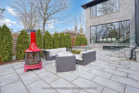 Photo 33 at 126 WOOD Lane, Mill Pond, Richmond Hill