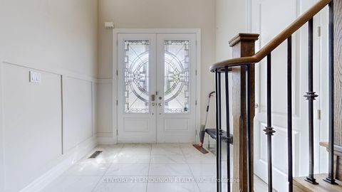 Photo 18 at 234 Touch Gold Crescent, Bayview Southeast, Aurora