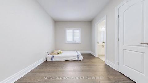 Photo 37 at 234 Touch Gold Crescent, Bayview Southeast, Aurora