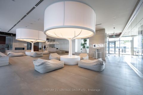 Photo 4 at 4602 - 88 Harbour Street, Waterfront Communities C1, Toronto