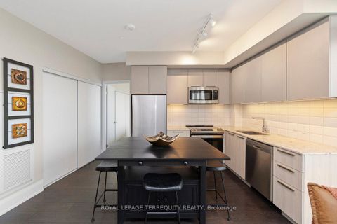 Photo 7 at 1901 - 20 Brin Drive, Humber Valley, Toronto