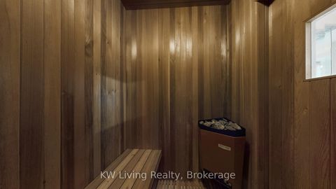 Photo 15 at 41 Graydon Crescent, Bayview Hill, Richmond Hill