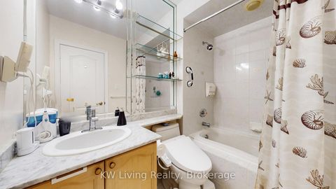 Photo 21 at 41 Graydon Crescent, Bayview Hill, Richmond Hill