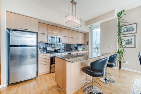 Photo 3 at 4906 - 55 Bremner Boulevard, Waterfront Communities C1, Toronto