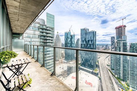 Photo 11 at 4906 - 55 Bremner Boulevard, Waterfront Communities C1, Toronto