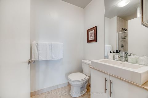 Photo 17 at 4906 - 55 Bremner Boulevard, Waterfront Communities C1, Toronto