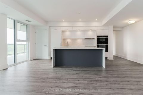 Photo 8 at 1101 - 10 Inn on the Park W, Don Mills, Toronto