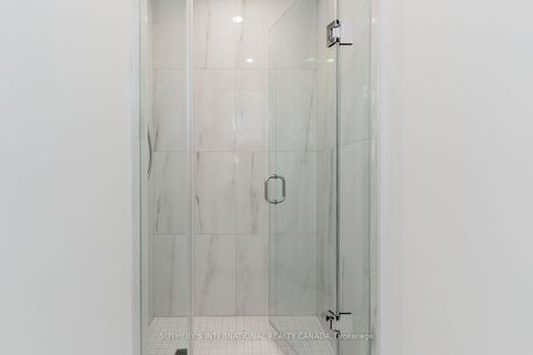 Photo 20 at 1101 - 10 Inn on the Park W, Don Mills, Toronto