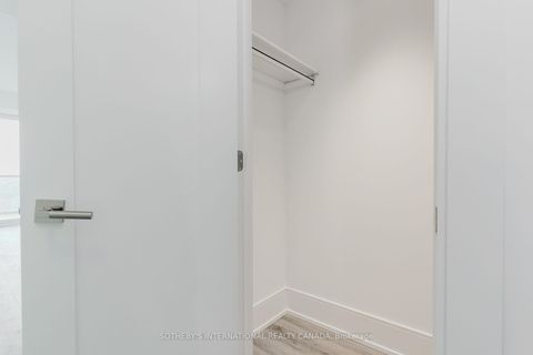 Photo 23 at 1101 - 10 Inn on the Park W, Don Mills, Toronto