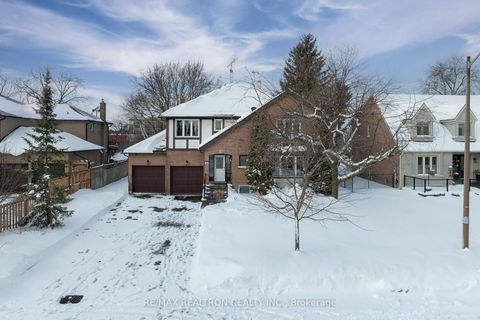 Photo 0 at 29 Westbourne Court, Oak Ridges Lake Wilcox, Richmond Hill
