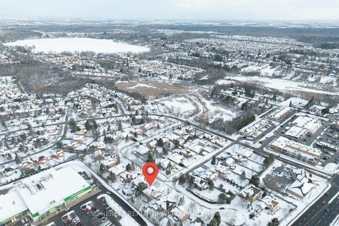 Photo 3 at 29 Westbourne Court, Oak Ridges Lake Wilcox, Richmond Hill