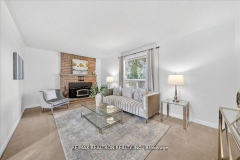 Photo 22 at 29 Westbourne Court, Oak Ridges Lake Wilcox, Richmond Hill