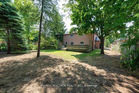 Photo 45 at 29 Westbourne Court, Oak Ridges Lake Wilcox, Richmond Hill