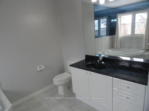 Photo 11 at 8 Cooper Creek Court, Maple, Vaughan