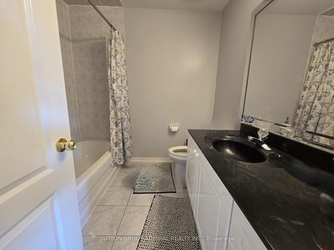 Photo 13 at 8 Cooper Creek Court, Maple, Vaughan