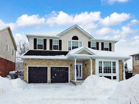 Photo 1 at 19 Thrushwood Drive, 400 West, Barrie
