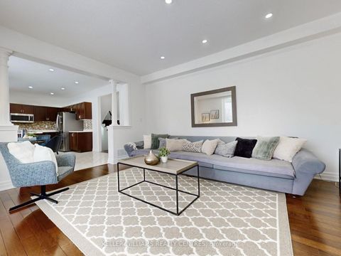 Photo 13 at 19 Thrushwood Drive, 400 West, Barrie