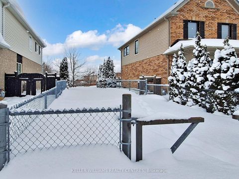Photo 34 at 19 Thrushwood Drive, 400 West, Barrie