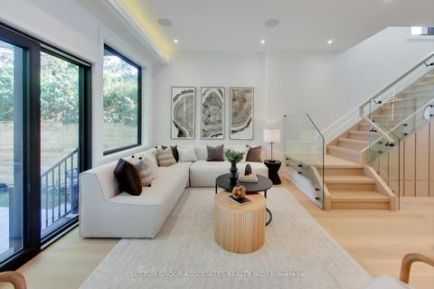 Photo 16 at 199 Arlington Avenue, Cedarvale, Toronto