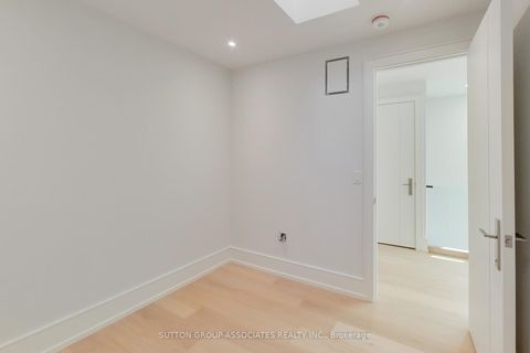 Photo 25 at 199 Arlington Avenue, Cedarvale, Toronto
