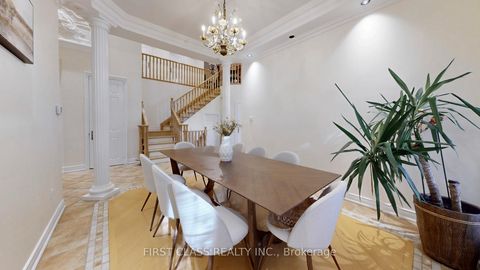 Photo 8 at 116 Kinloch Crescent, Maple, Vaughan