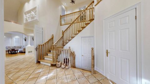 Photo 17 at 116 Kinloch Crescent, Maple, Vaughan