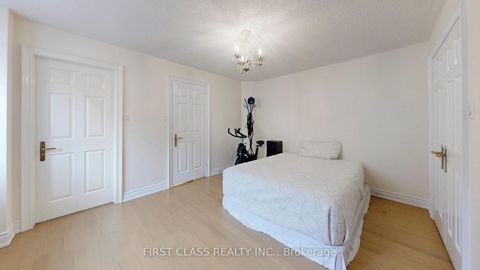 Photo 25 at 116 Kinloch Crescent, Maple, Vaughan