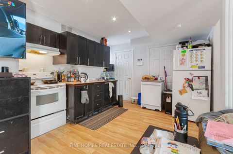 Photo 16 at 195 Woodland Avenue, Keswick North, Georgina