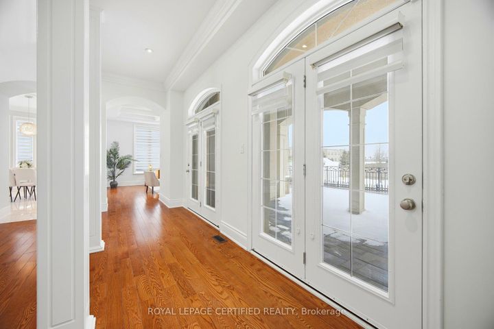 Photo 13 at 100 Virtue Crescent, Vellore Village, Vaughan