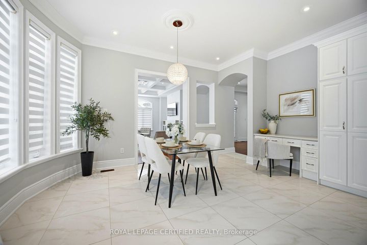 Photo 17 at 100 Virtue Crescent, Vellore Village, Vaughan