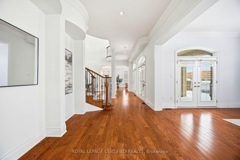 Photo 6 at 100 Virtue Crescent, Vellore Village, Vaughan