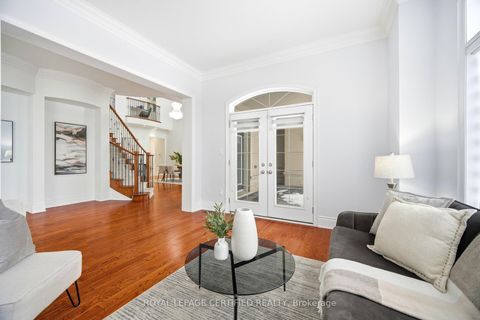 Photo 8 at 100 Virtue Crescent, Vellore Village, Vaughan