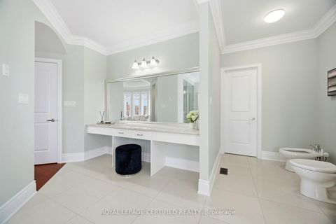 Photo 30 at 100 Virtue Crescent, Vellore Village, Vaughan