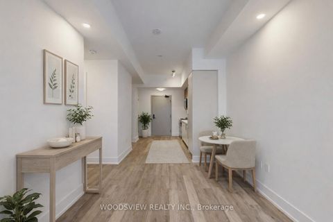 Photo 0 at 533 - 2075 King Road, King City, King