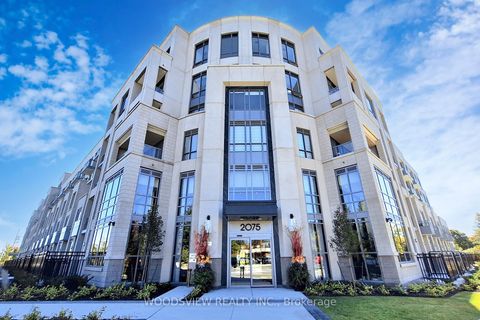 Photo 2 at 533 - 2075 King Road, King City, King