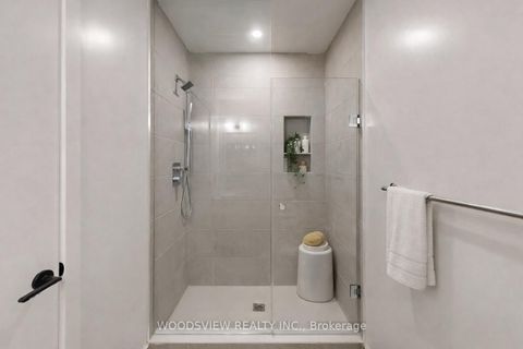 Photo 12 at 533 - 2075 King Road, King City, King