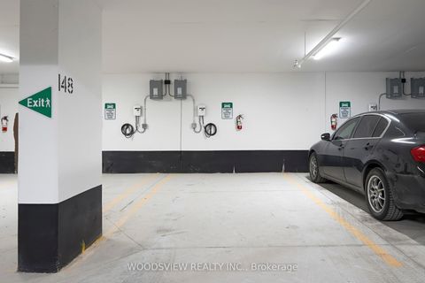 Photo 17 at 533 - 2075 King Road, King City, King