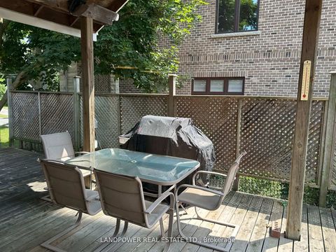 Photo 21 at 44 Starlight Crescent, Mill Pond, Richmond Hill