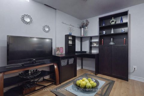 Photo 21 at 401 Cranston Park Avenue, Maple, Vaughan