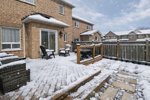 Photo 27 at 401 Cranston Park Avenue, Maple, Vaughan